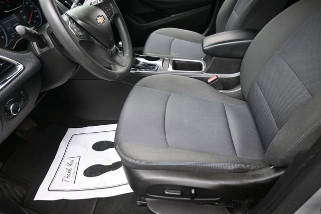 Used 2017 Chevrolet Cruze LT w/ Convenience Package FWD image 15