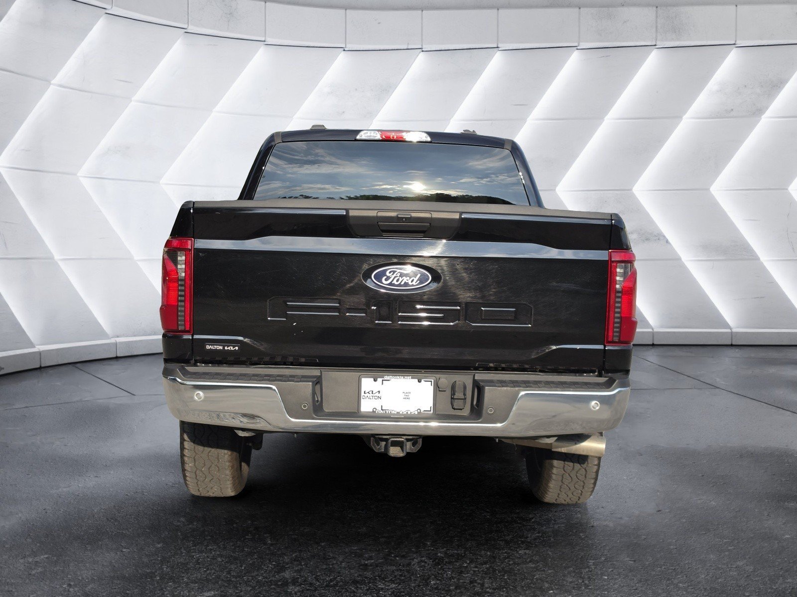 Used 2025 Ford F150 XLT w/ Equipment Group 301A Standard AWD/4WD image 4