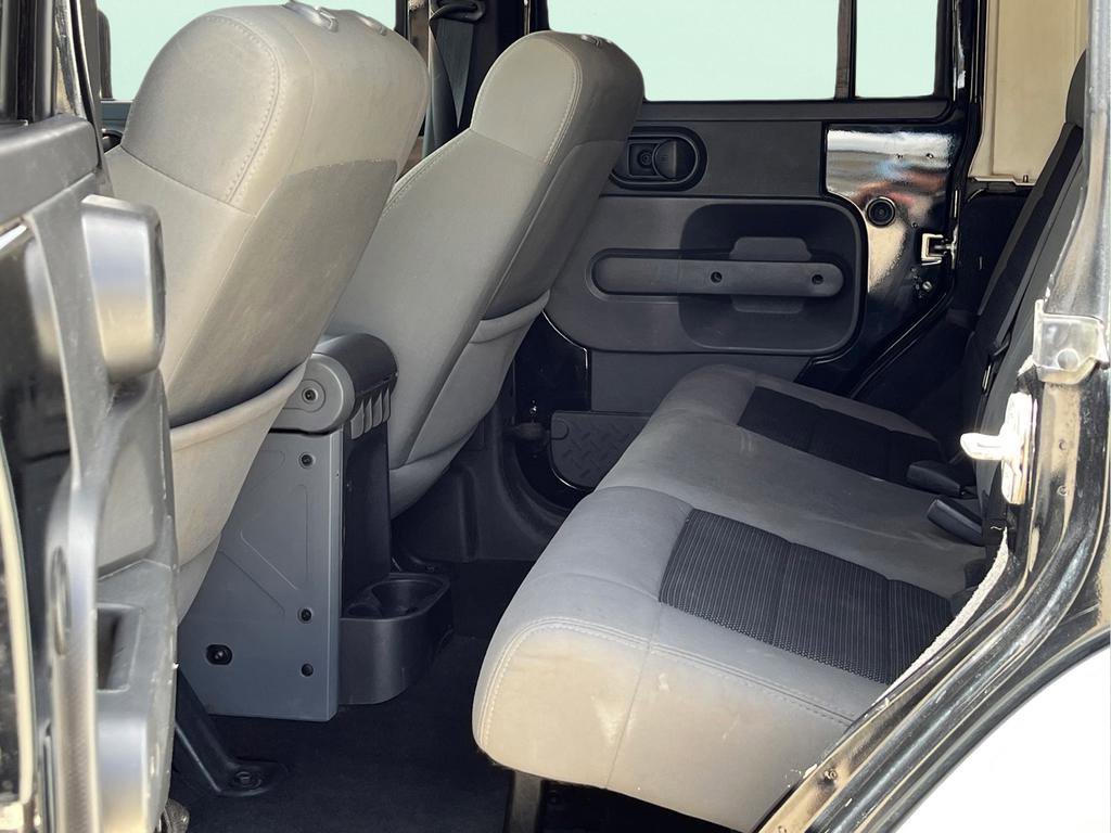 Used 2010 Jeep Wrangler Unlimited Sport w/ PWR Convenience Group image 15