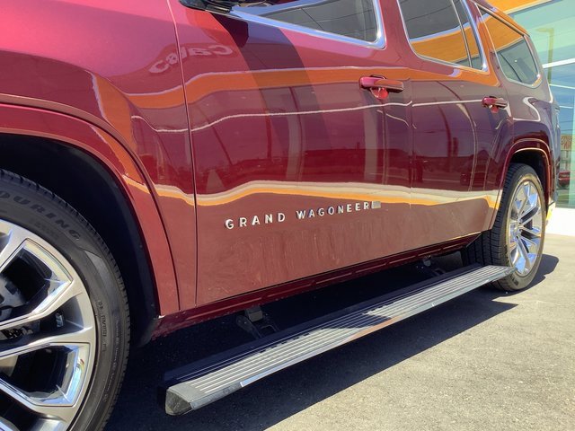 Used 2022 Jeep Grand Wagoneer Series II w/ Premium Group II image 49
