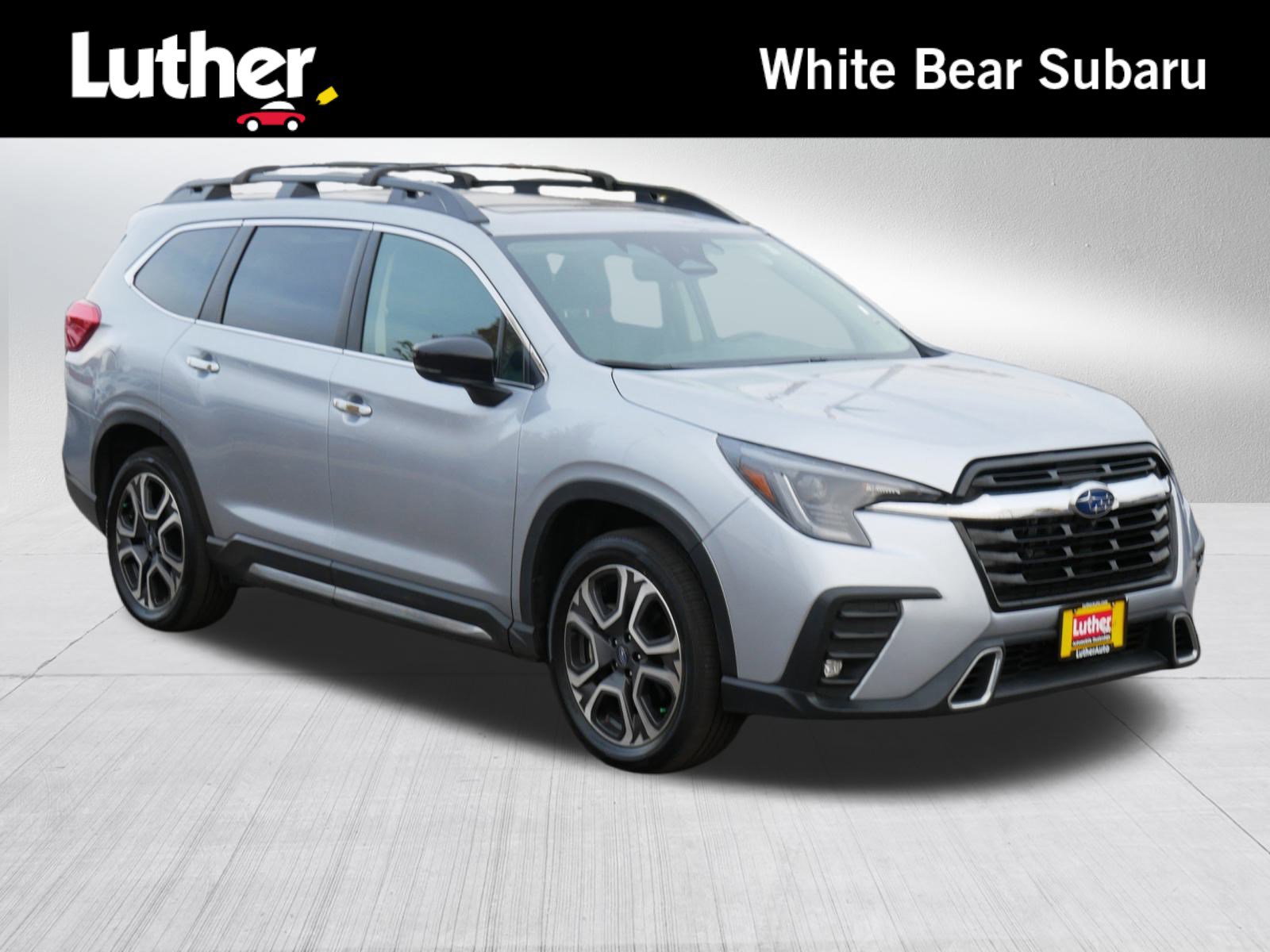 Used 2024 Subaru Ascent Touring image 1