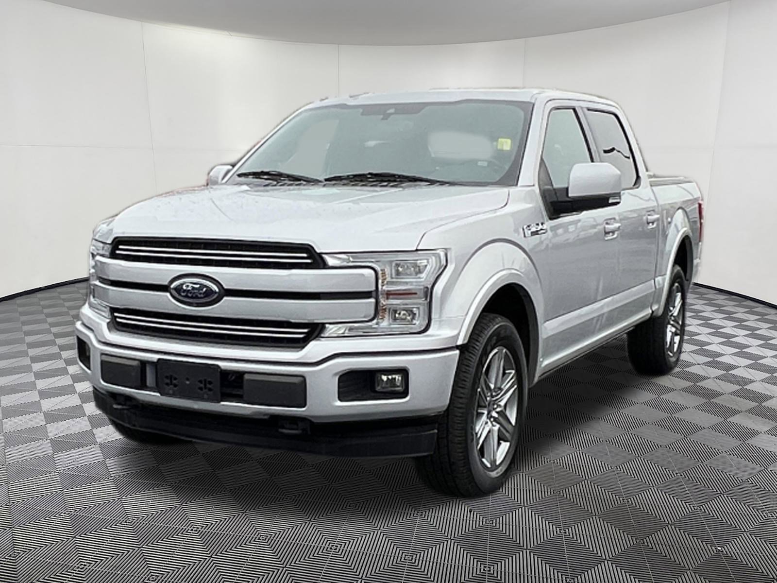 Used 2018 Ford F150 Lariat w/ Equipment Group 502A Luxury image 3