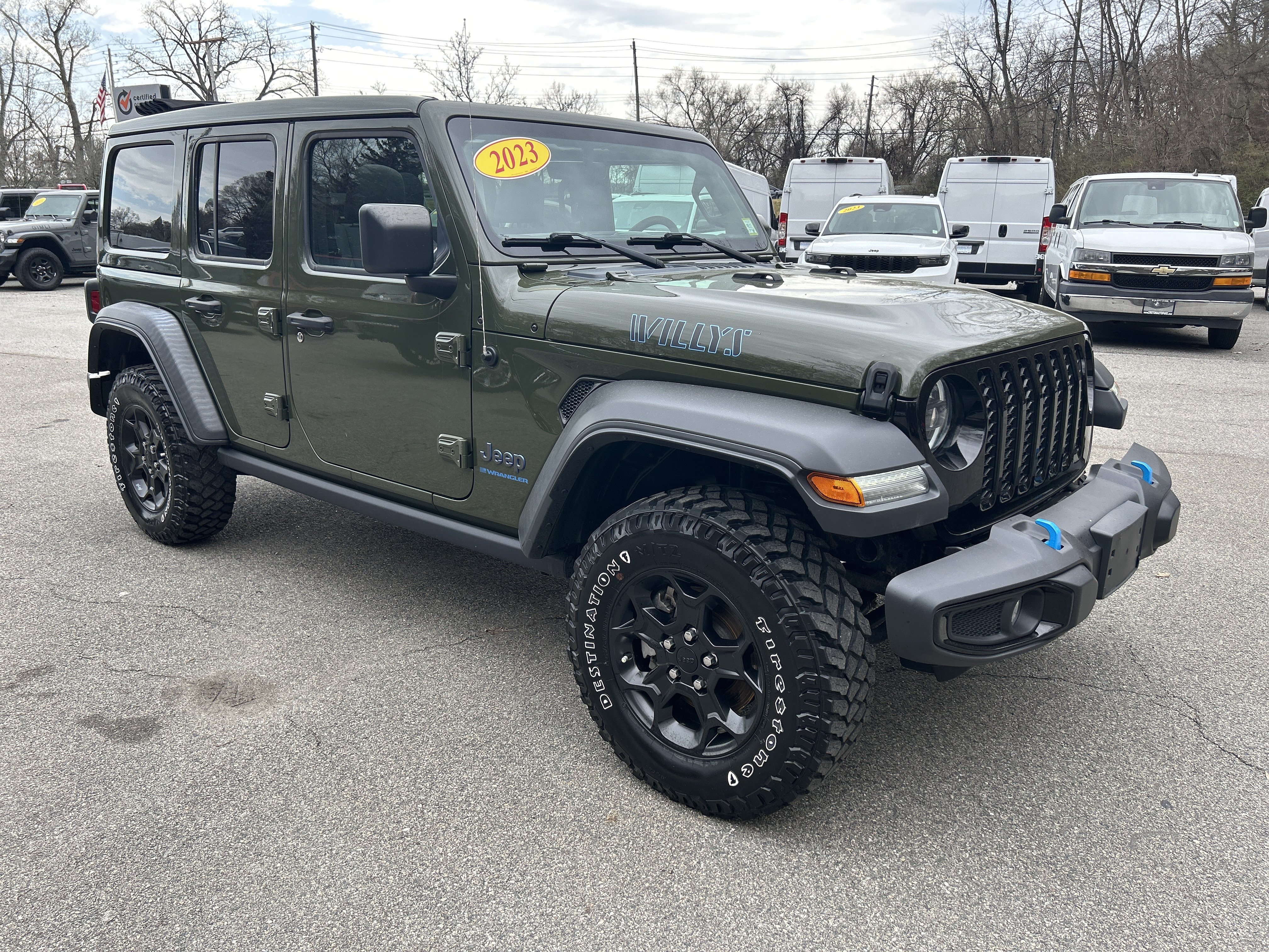 Used 2023 Jeep Wrangler Unlimited w/ Sun & Screen Package AWD/4WD image 4
