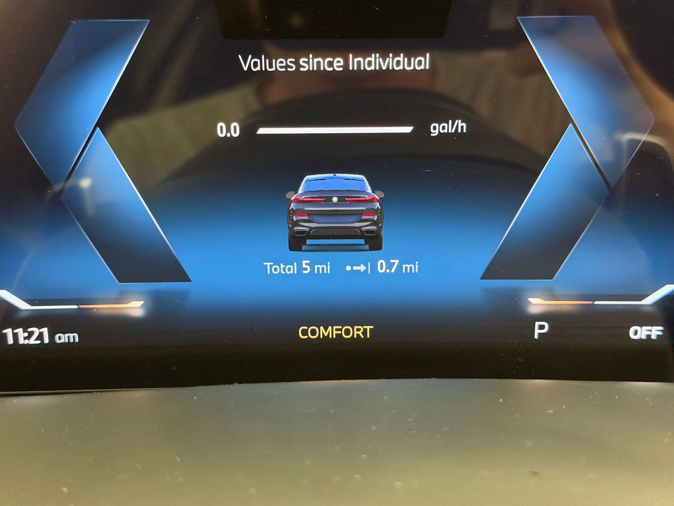 New 2026 BMW X6 xDrive40i w/ Premium Package image 22