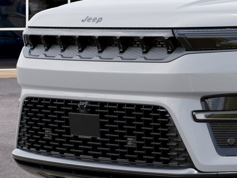 New 2026 Jeep Grand Wagoneer Summit AWD/4WD image 13