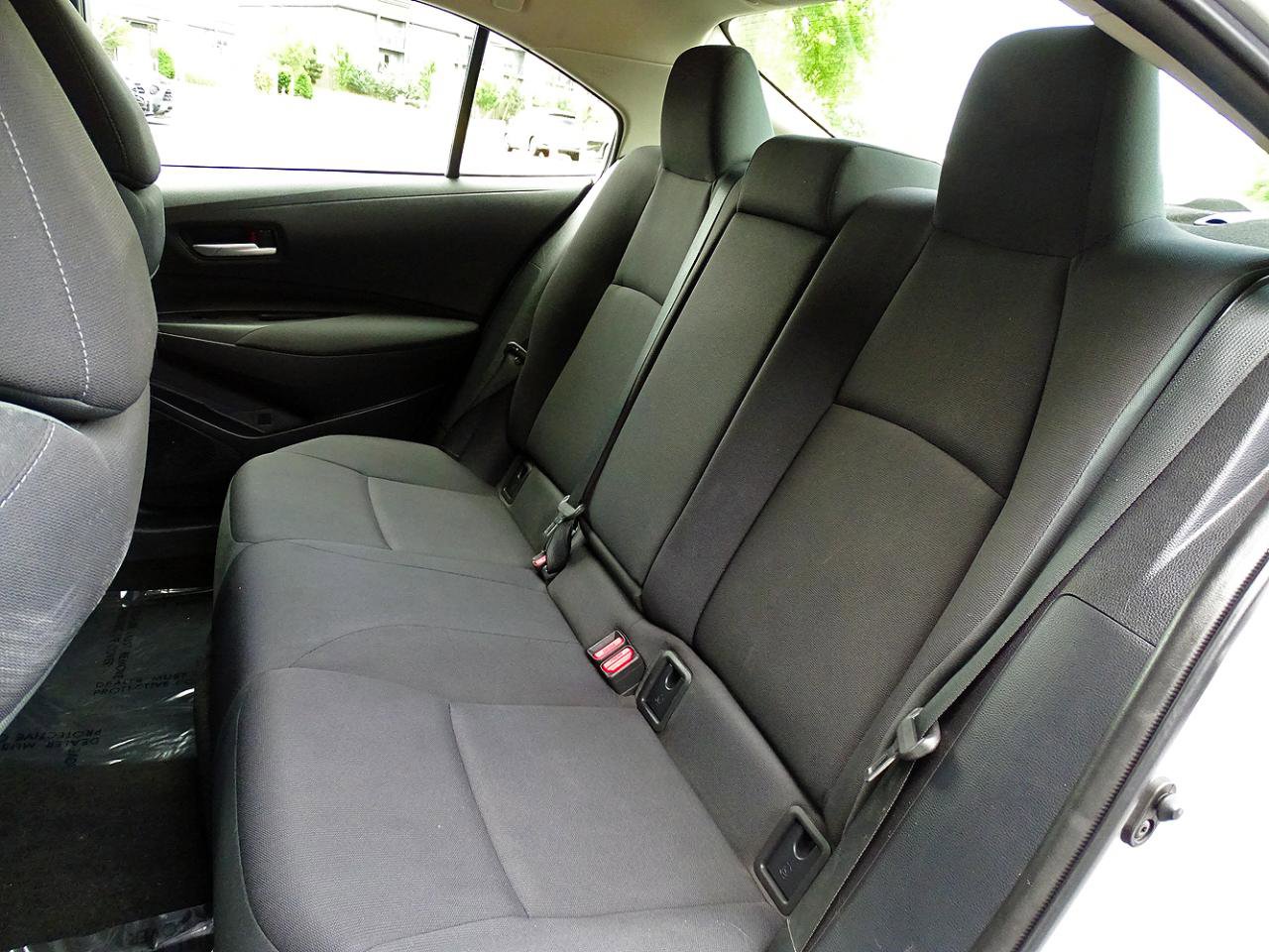 Used 2021 Toyota Corolla LE FWD image 27