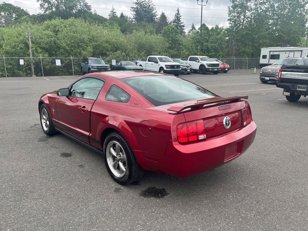 Used 2006 Ford Mustang Coupe RWD image 3
