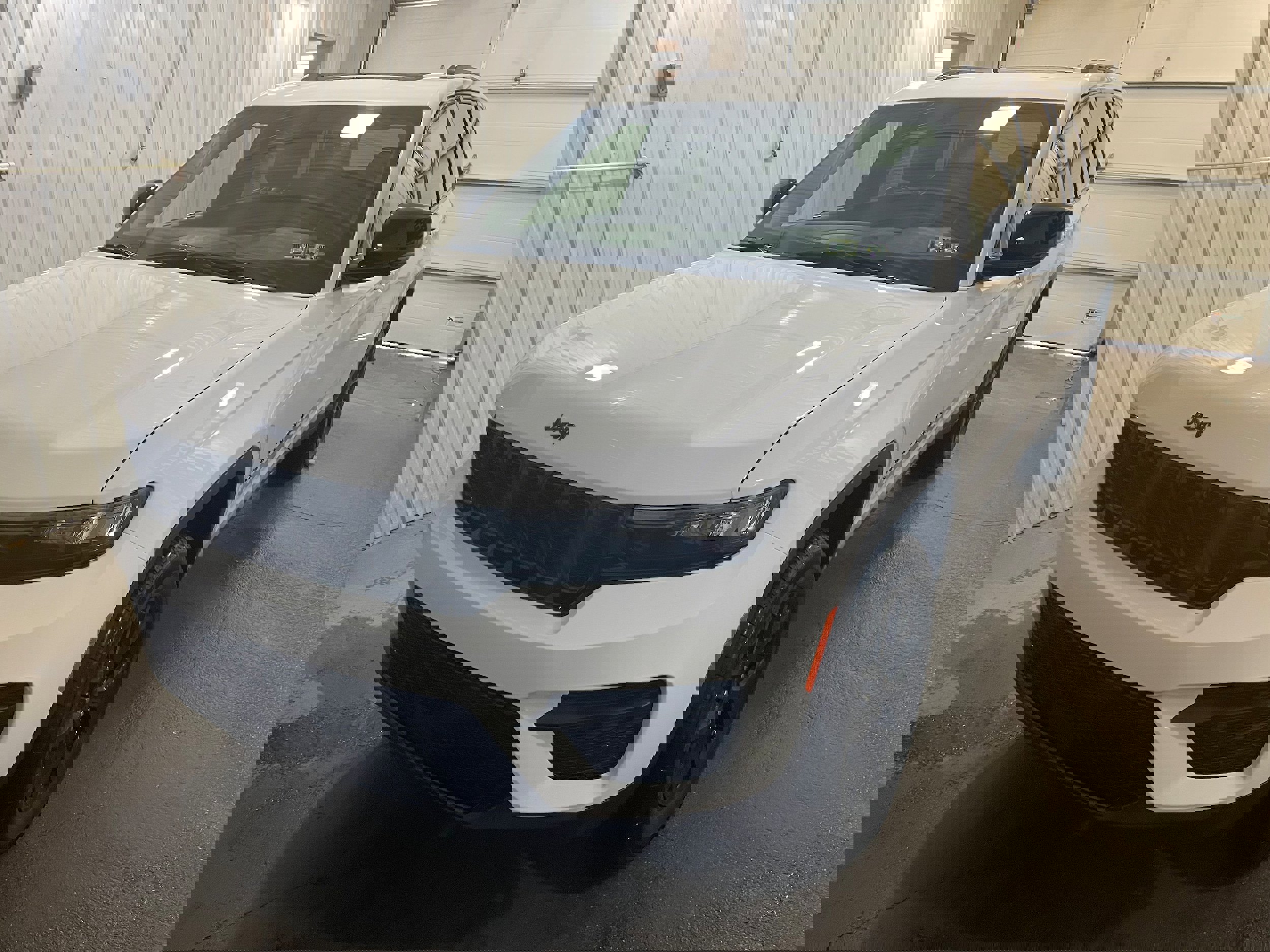 New 2025 Jeep Grand Cherokee Altitude image 4