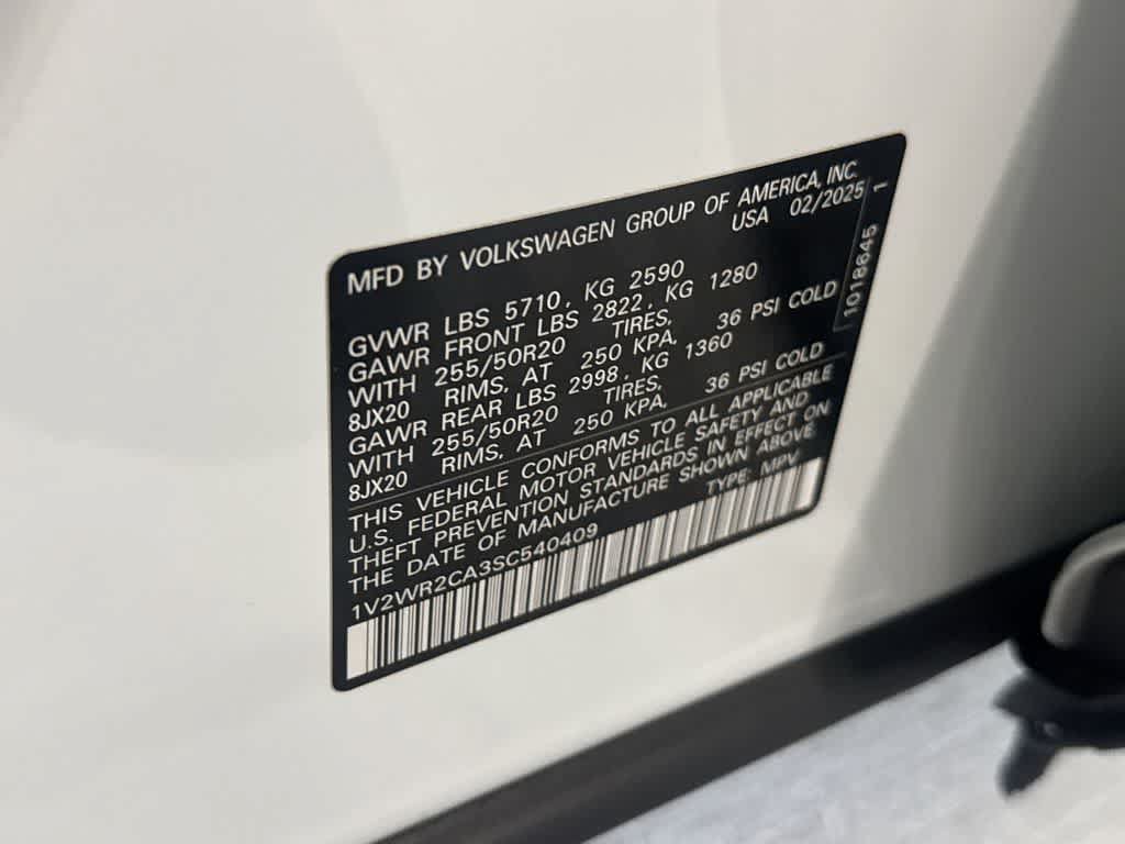 Used 2025 Volkswagen Atlas SE FWD image 24