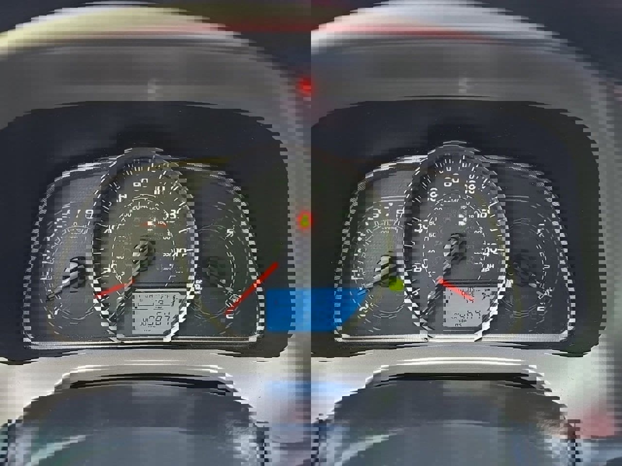 Used 2015 Toyota RAV4 XLE image 24