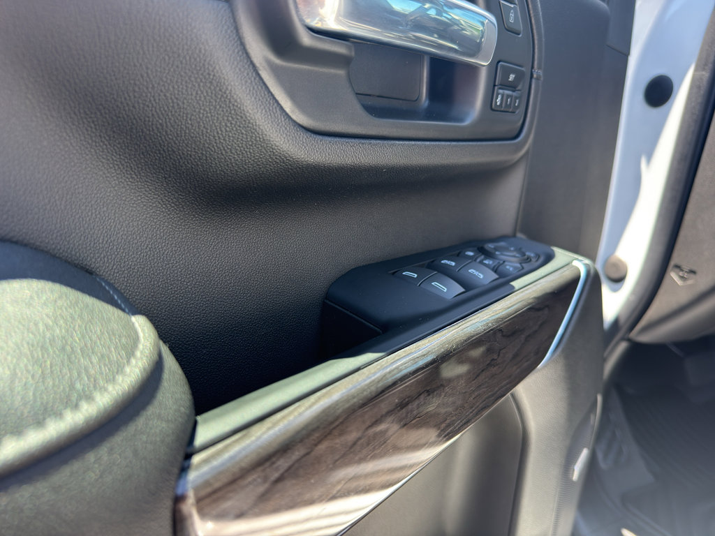 Used 2023 Chevrolet Silverado 3500 LTZ w/ LTZ Convenience Package AWD/4WD image 23