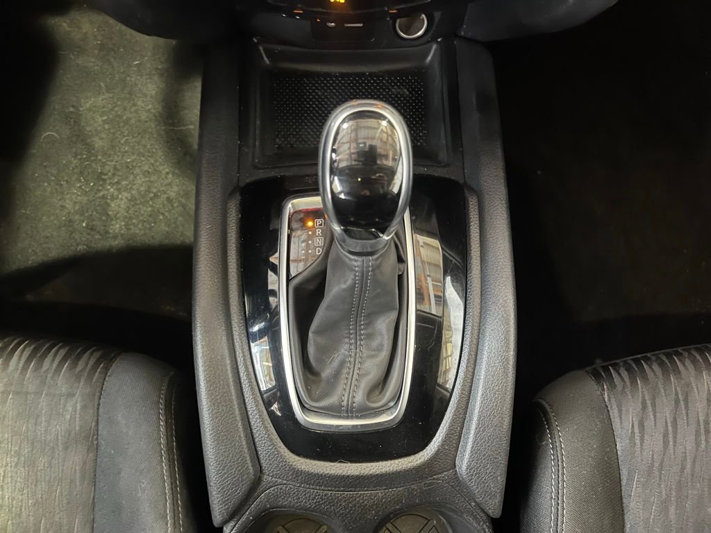 Used 2020 Nissan Rogue SV AWD/4WD image 14