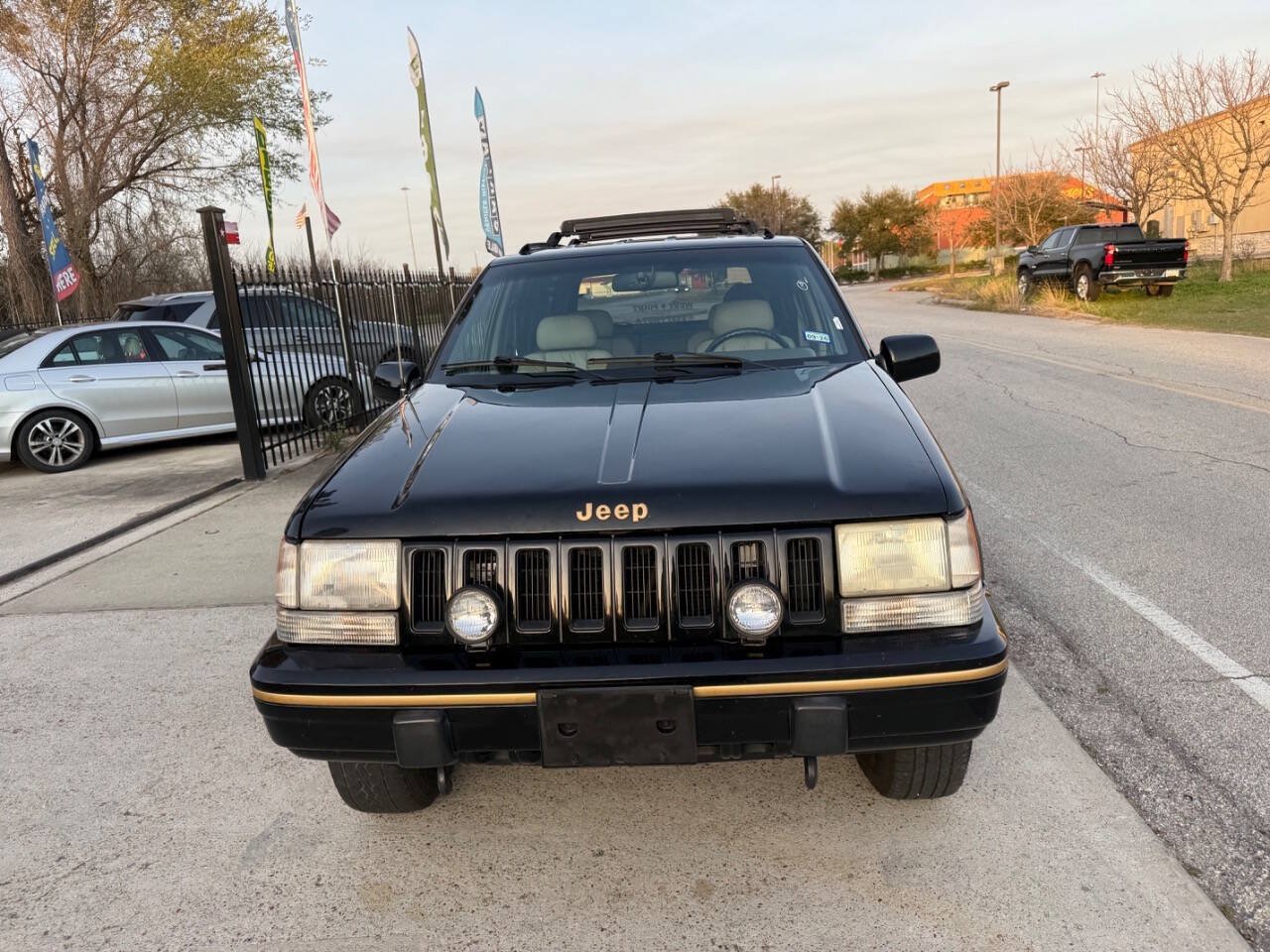 Used 1995 Jeep Grand Cherokee Limited AWD/4WD image 5