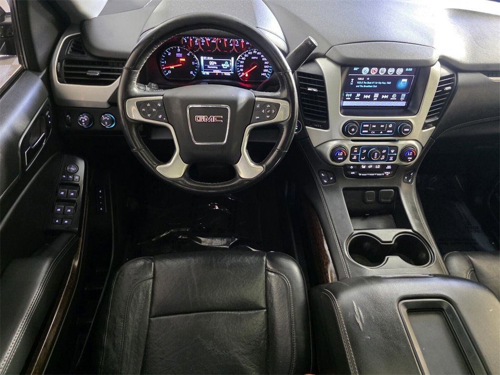 Used 2020 GMC Yukon SLT w/ Premium Edition image 13