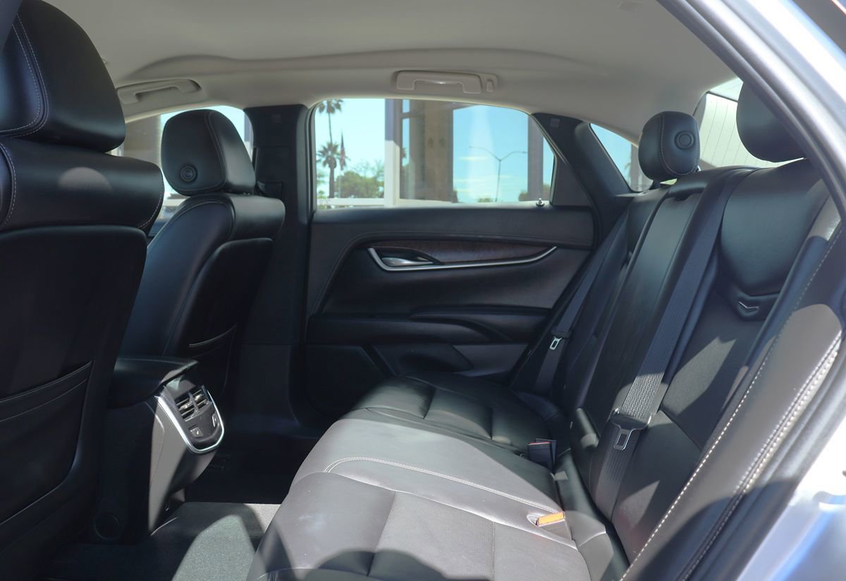Used 2018 Cadillac XTS Luxury FWD image 30