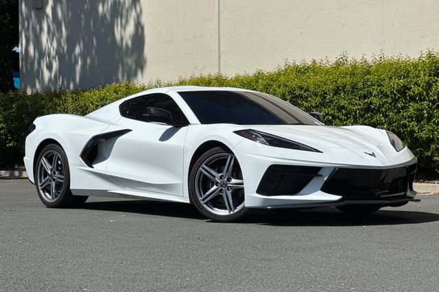 Used 2026 Chevrolet Corvette Stingray Coupe w/ Battery Protection Package image 2