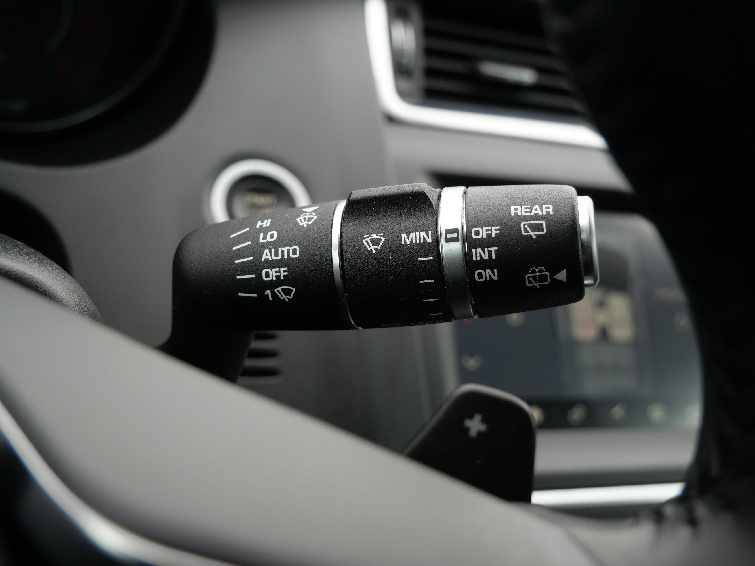 Used 2019 Jaguar E-PACE S image 27