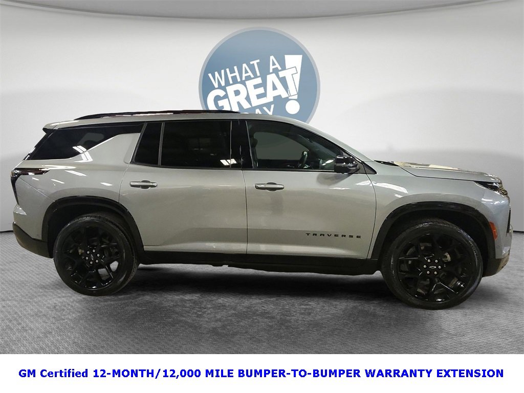 Certified 2024 Chevrolet Traverse RS w/ LPO, Floor Liner Package image 2