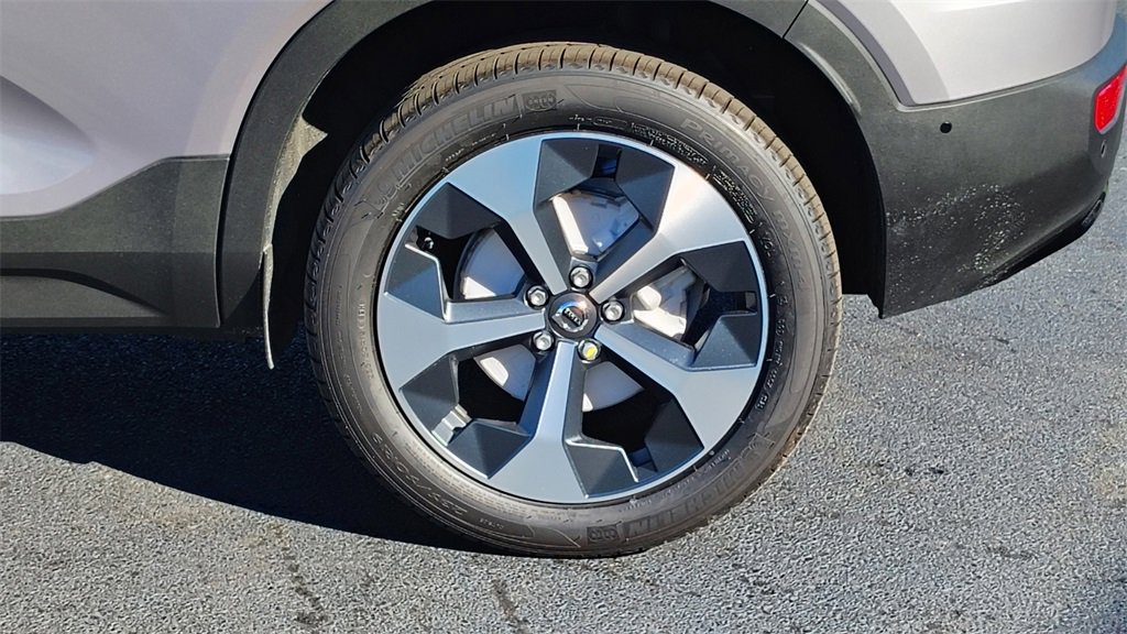 New 2026 Volvo XC40 B5 Plus w/ Protection Package Premier image 29