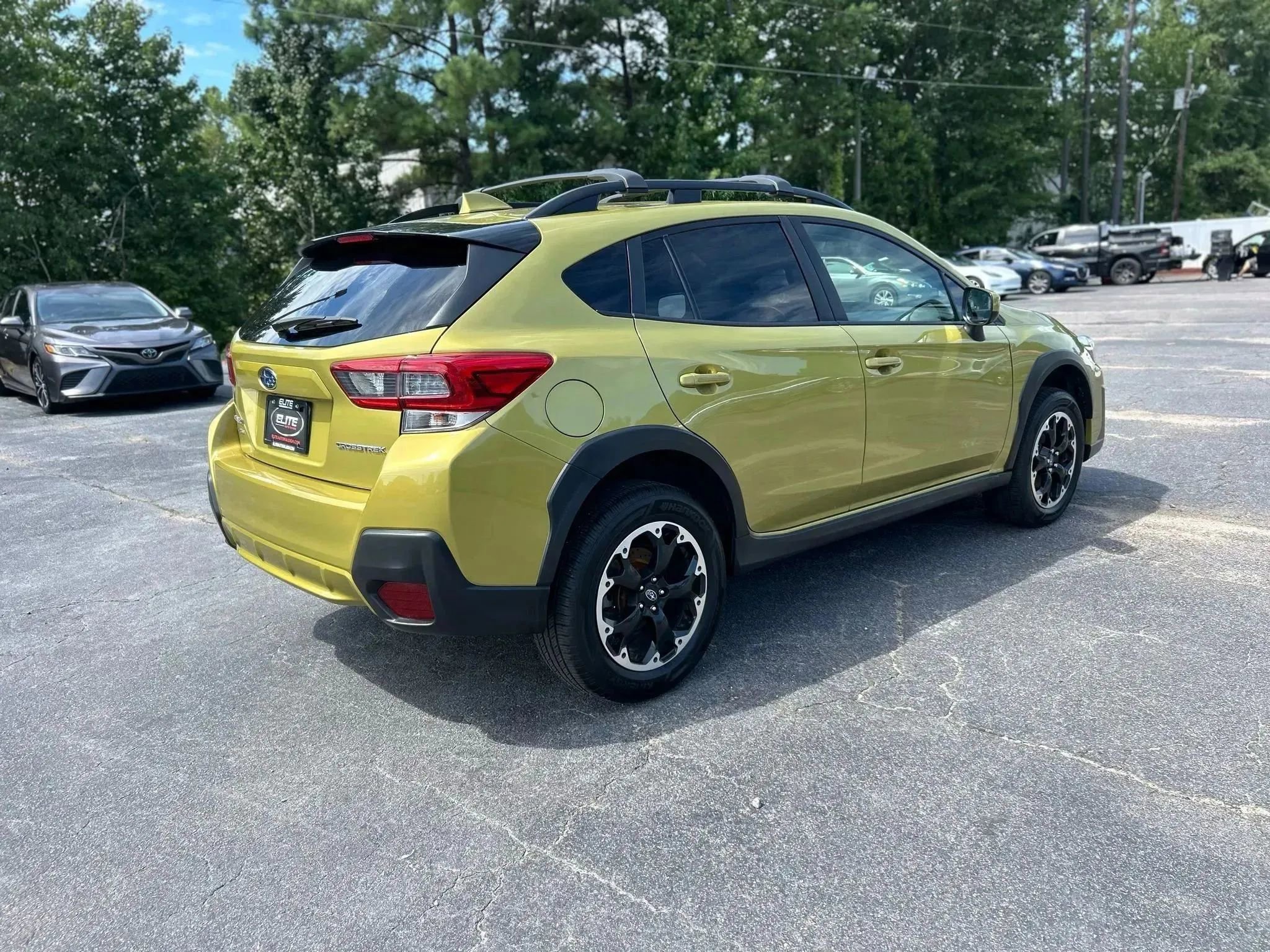 Used 2023 Subaru Crosstrek 2.0i Premium AWD/4WD image 7