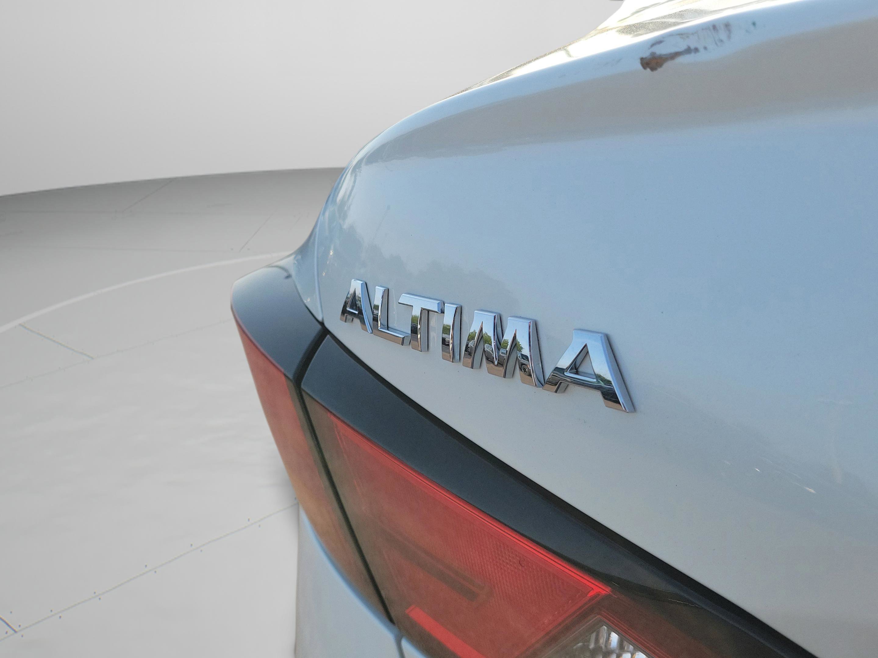 Used 2019 Nissan Altima 2.5 SR w/ SR Premium Package image 8