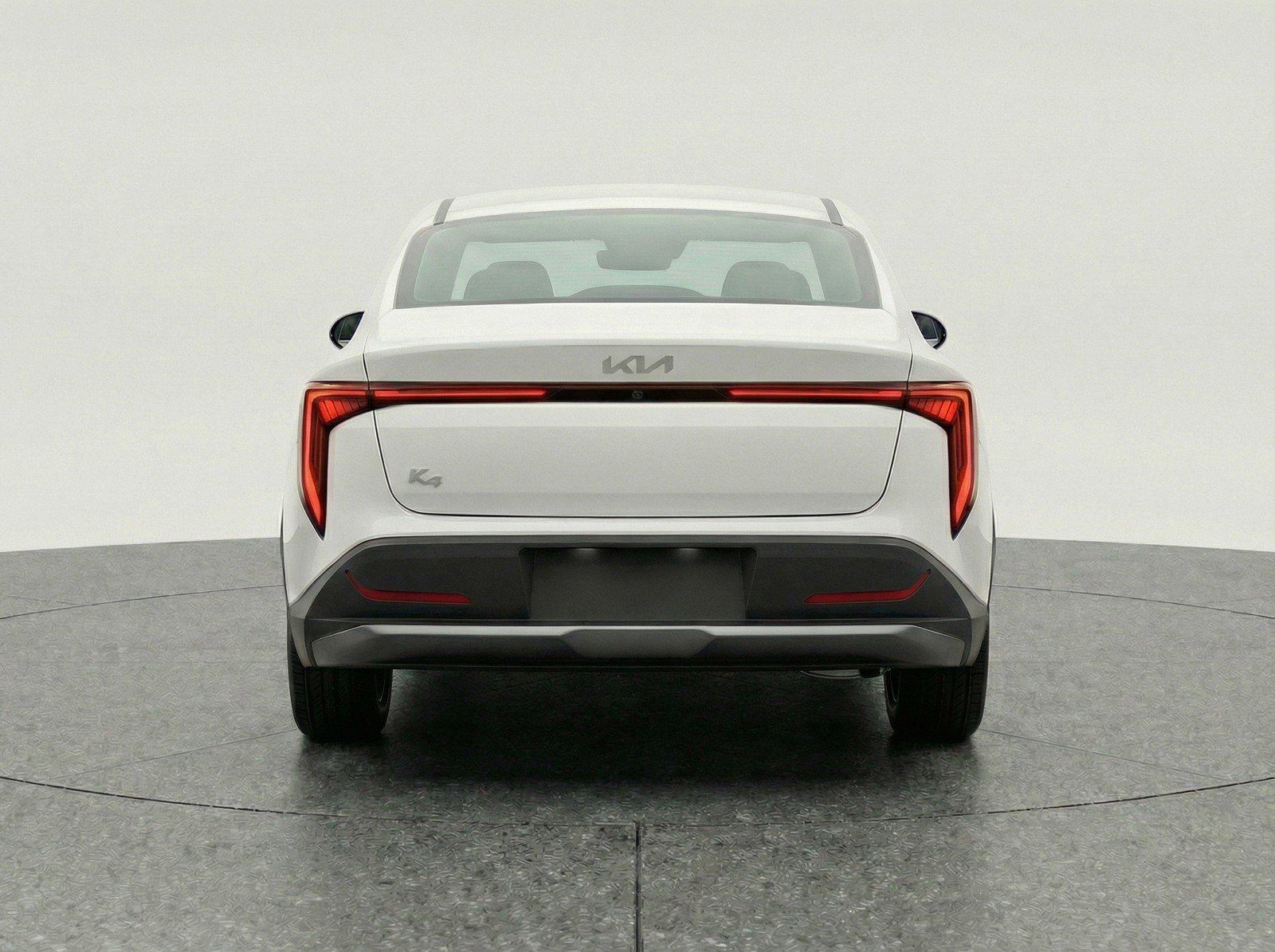 Used 2025 Kia K4 LXS image 7