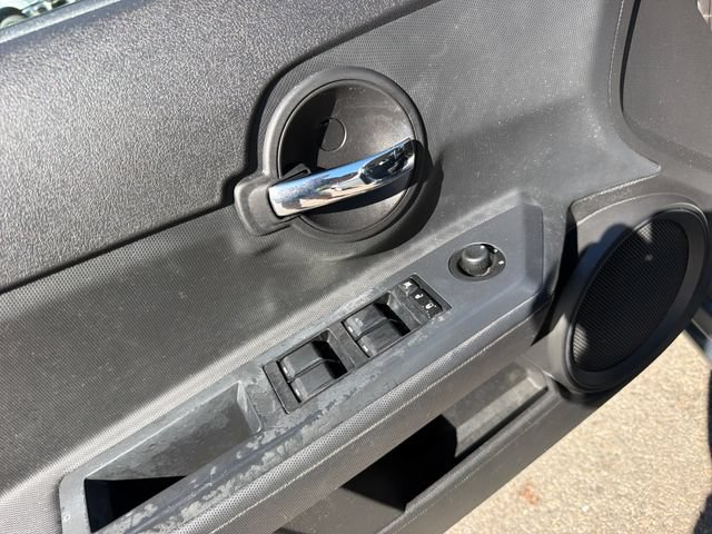 Used 2010 Dodge Avenger SXT FWD image 12