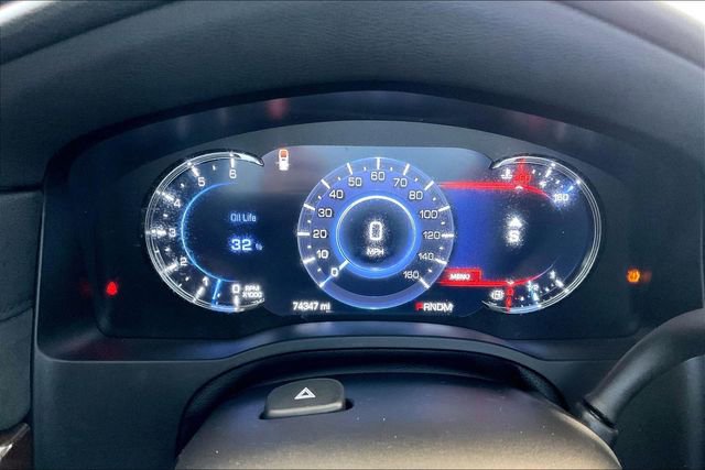 Used 2016 Cadillac Escalade 2WD image 10