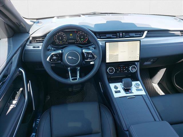 New 2026 Jaguar F-PACE R-Dynamic S image 13