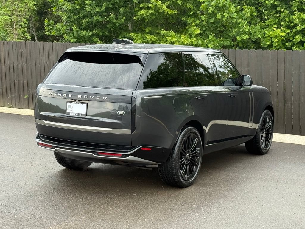 Used 2023 Land Rover Range Rover SE AWD/4WD image 8