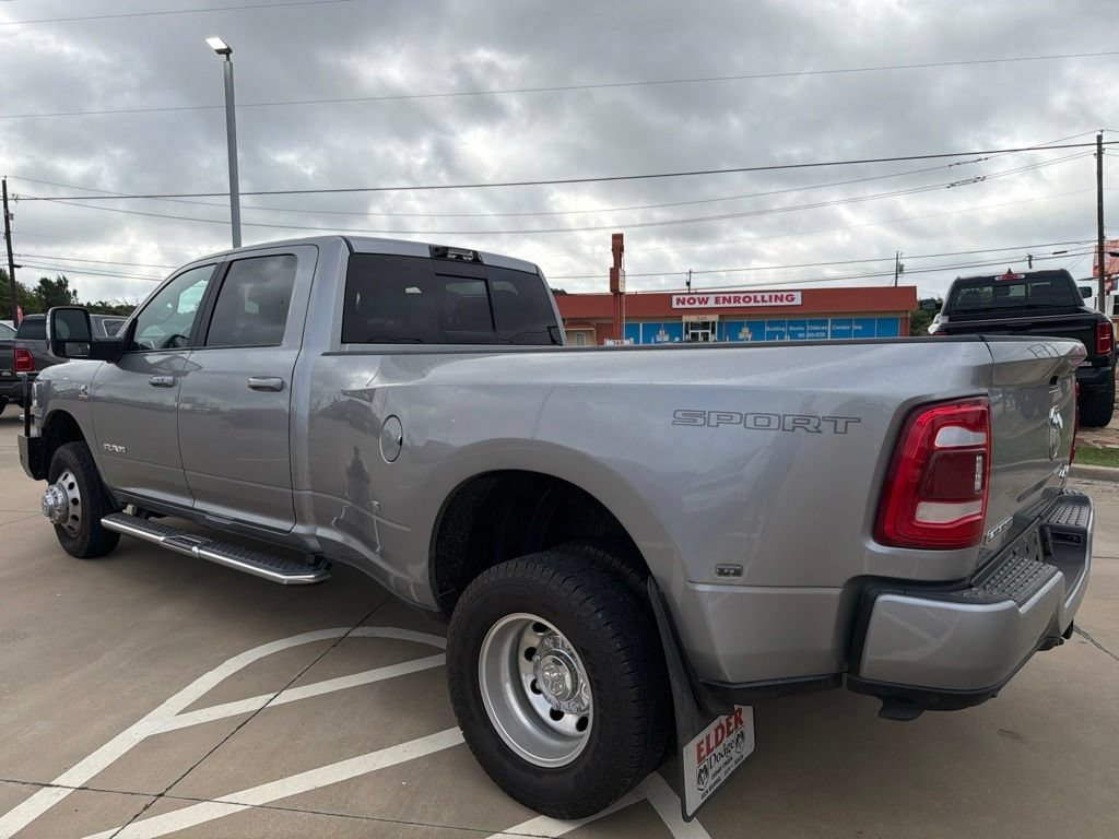 Used 2024 RAM 3500 Laramie w/ Sport Appearance Package AWD/4WD image 8