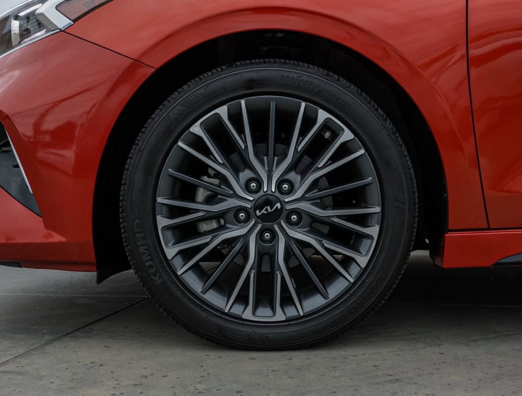 Used 2024 Kia Forte GT-Line w/ GT-Line Premium Package image 11