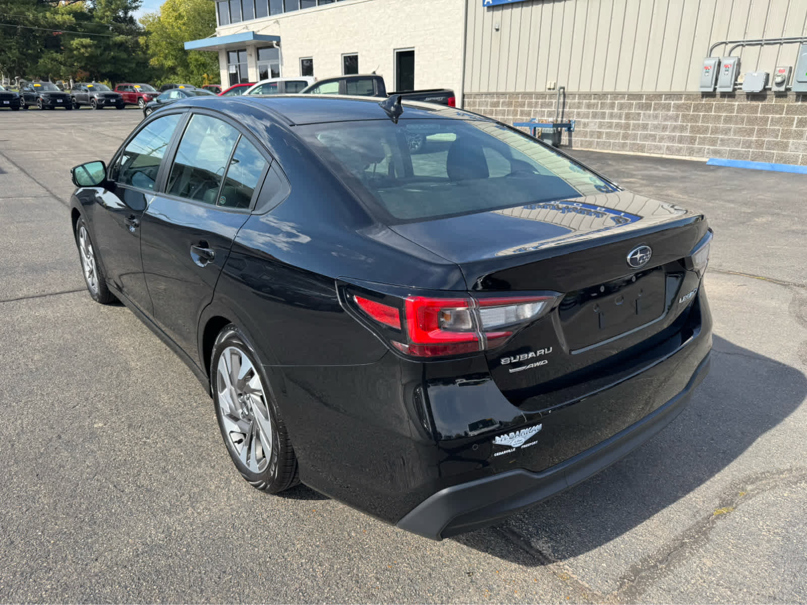 Used 2023 Subaru Legacy Limited image 7