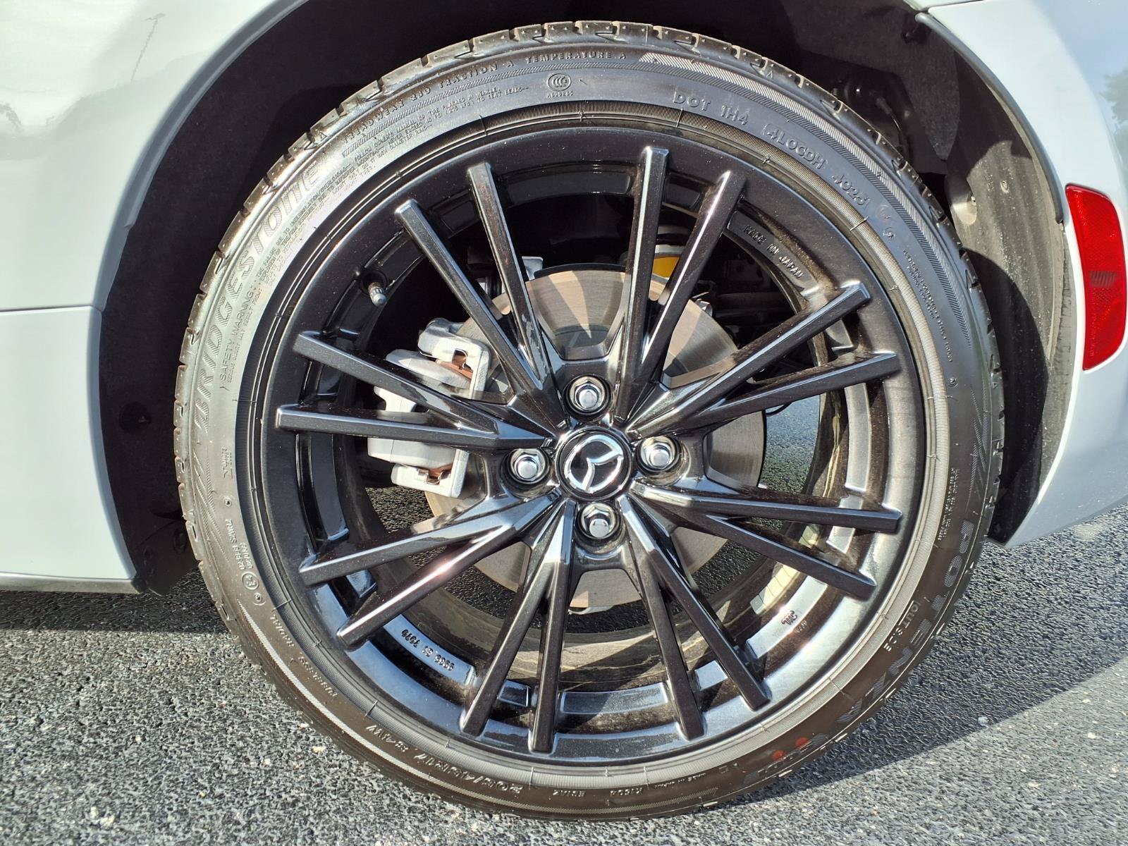 Used 2025 MAZDA MX-5 Miata Club RWD image 28