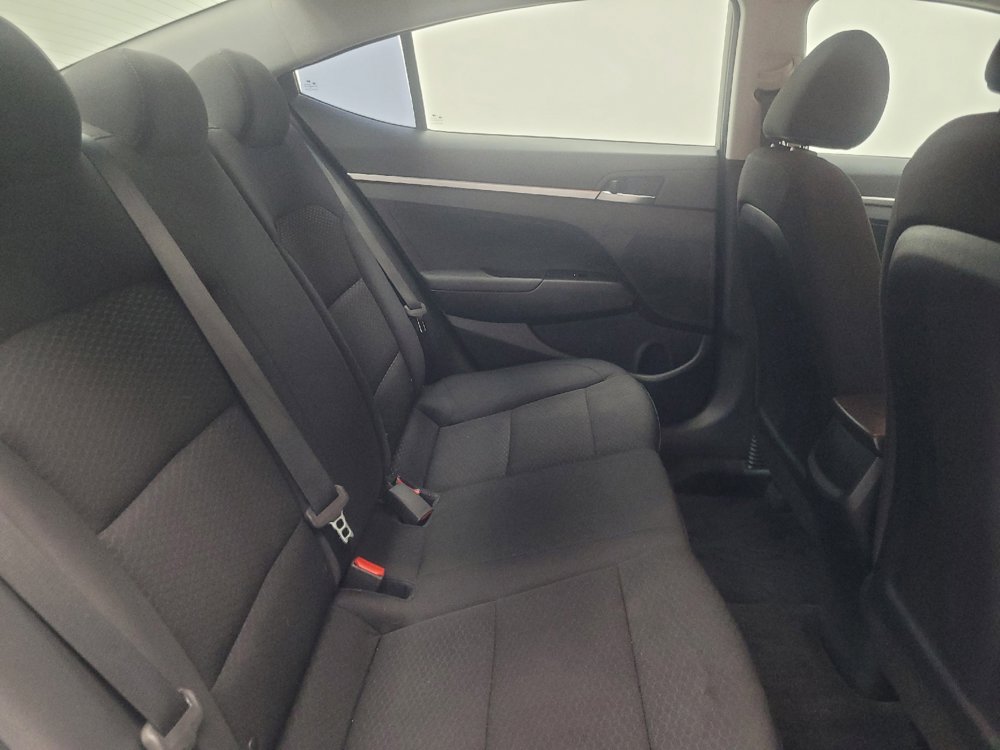 Used 2019 Hyundai Elantra SE w/ Cargo Package FWD image 19
