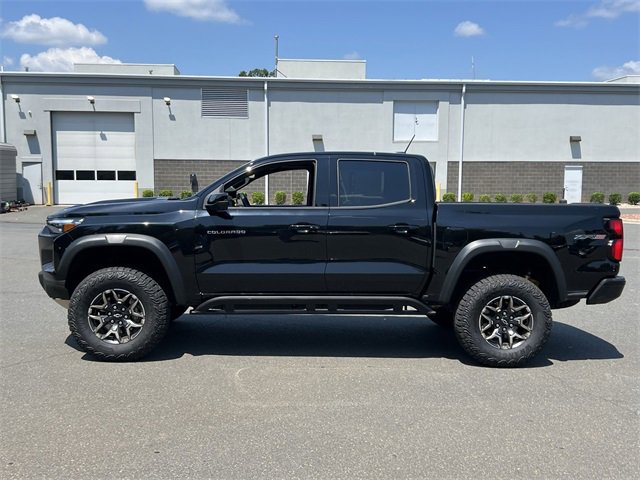 Used 2024 Chevrolet Colorado ZR2 w/ Technology Package image 10
