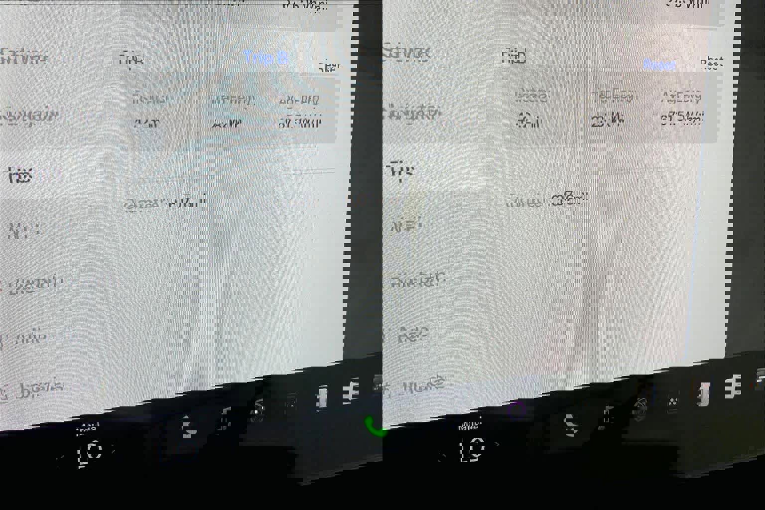 Used 2023 Tesla Model X image 22