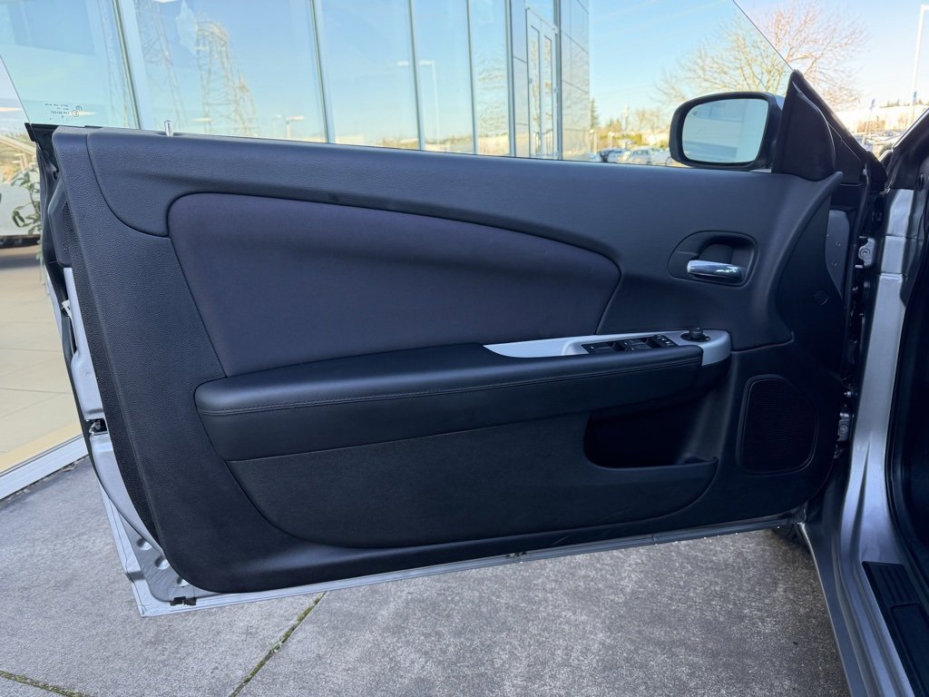 Used 2013 Chrysler 200 Touring image 12