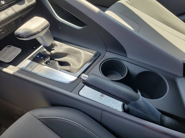 New 2026 Hyundai Elantra Sport FWD image 16