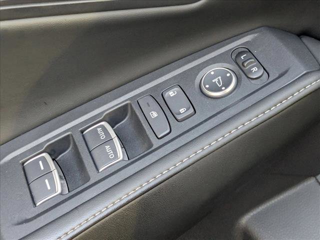 Used 2023 Honda Accord Sport image 12