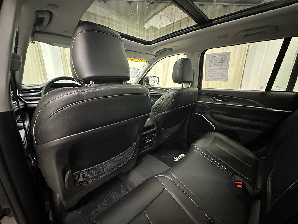 Used 2023 Jeep Grand Cherokee 4xe image 23