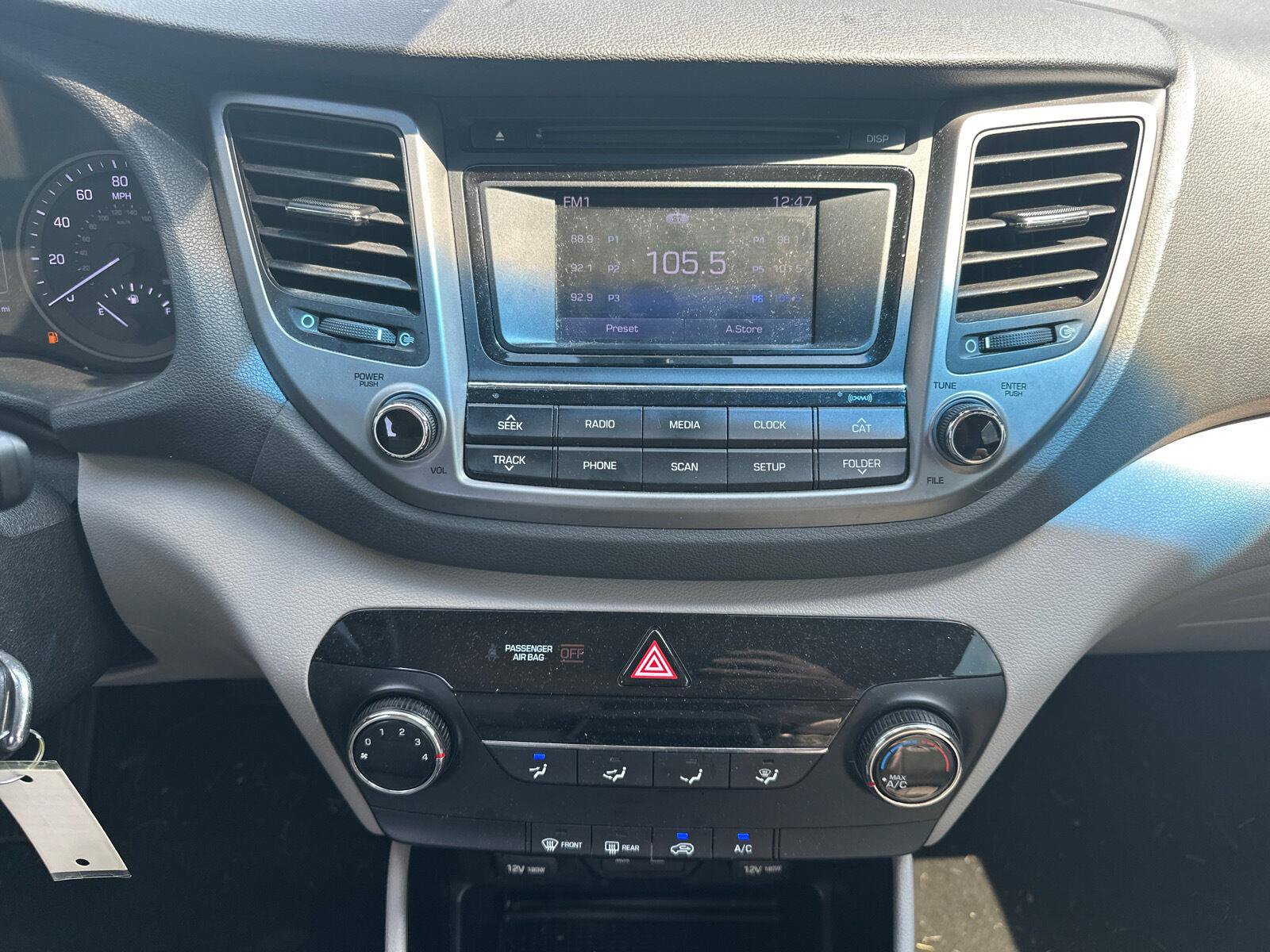 Used 2016 Hyundai Tucson SE w/ Option Group 02 FWD image 14