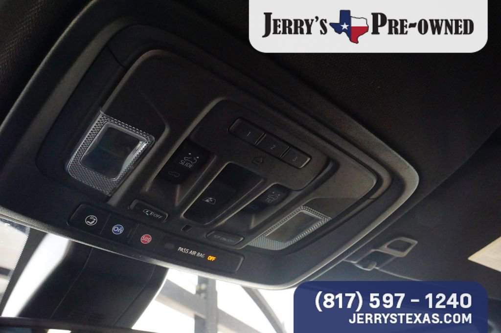 Used 2022 GMC Sierra 2500 AT4 w/ AT4 Preferred Package image 13