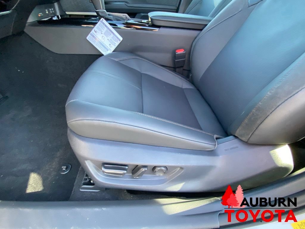 New 2026 Toyota Camry XLE AWD/4WD image 28