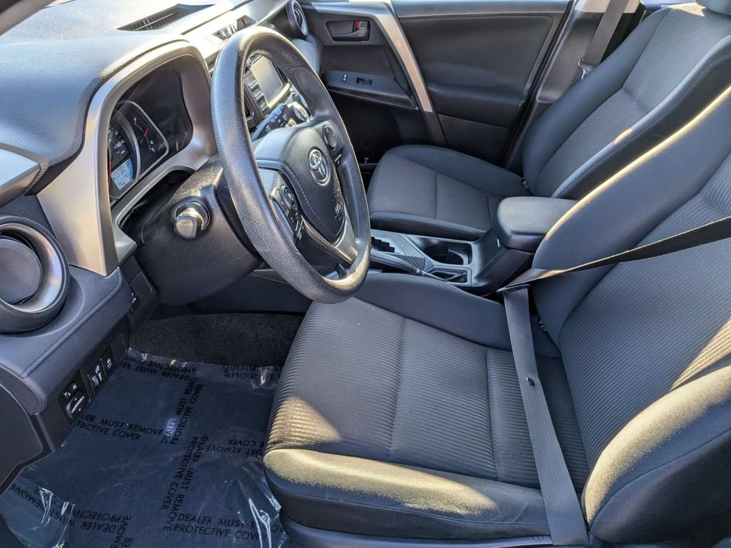 Used 2014 Toyota RAV4 LE AWD/4WD image 15