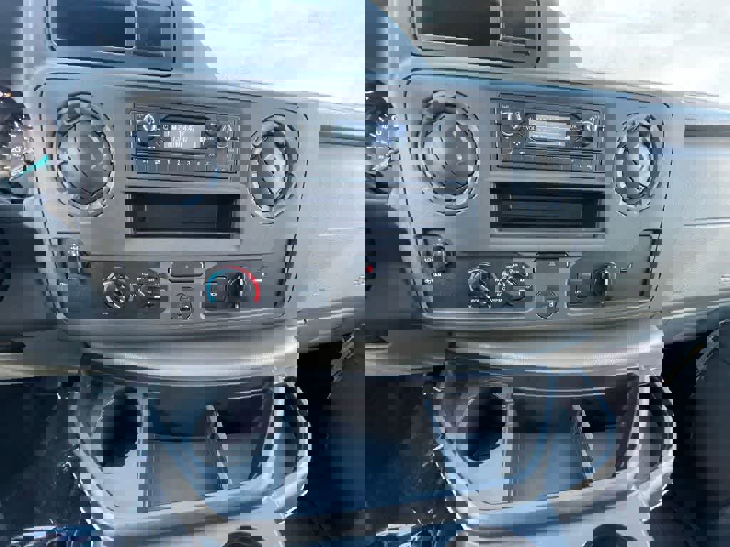 New 2024 Ford E-450 and Econoline 450 Super Duty w/ Power Windows & Locks Group image 23