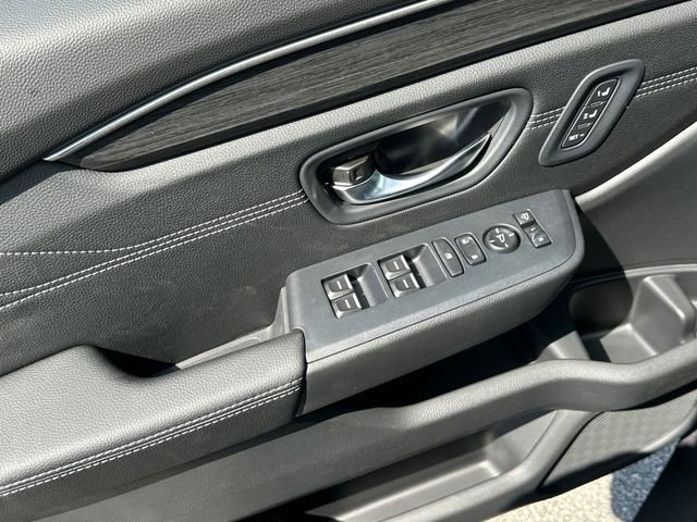 New 2026 Honda Pilot Touring image 10