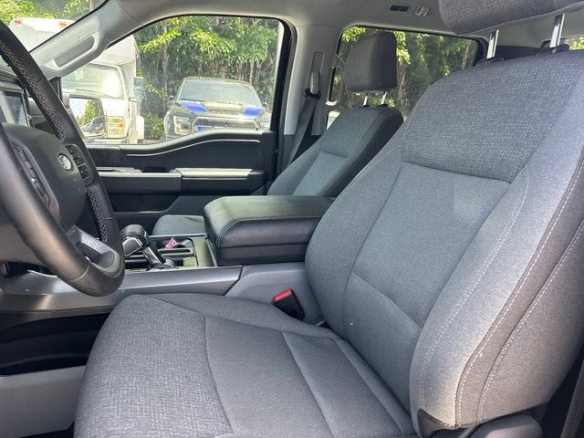 Used 2025 Ford F150 Lightning XLT AWD/4WD image 6