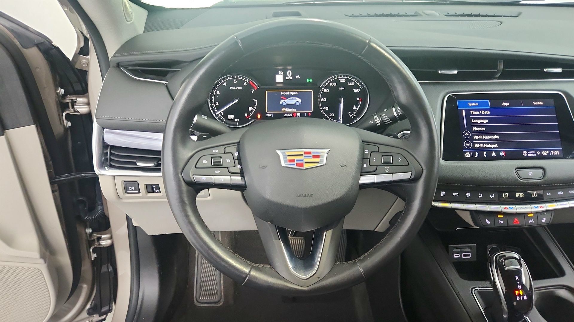 Certified 2023 Cadillac XT4 Luxury w/ Cold Weather Package AWD/4WD image 19