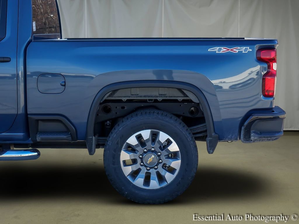 New 2026 Chevrolet Silverado 2500 Custom w/ Custom Value Package AWD/4WD image 9
